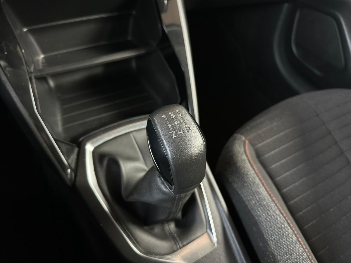peugeot-208-2022-gasolina-1199cc