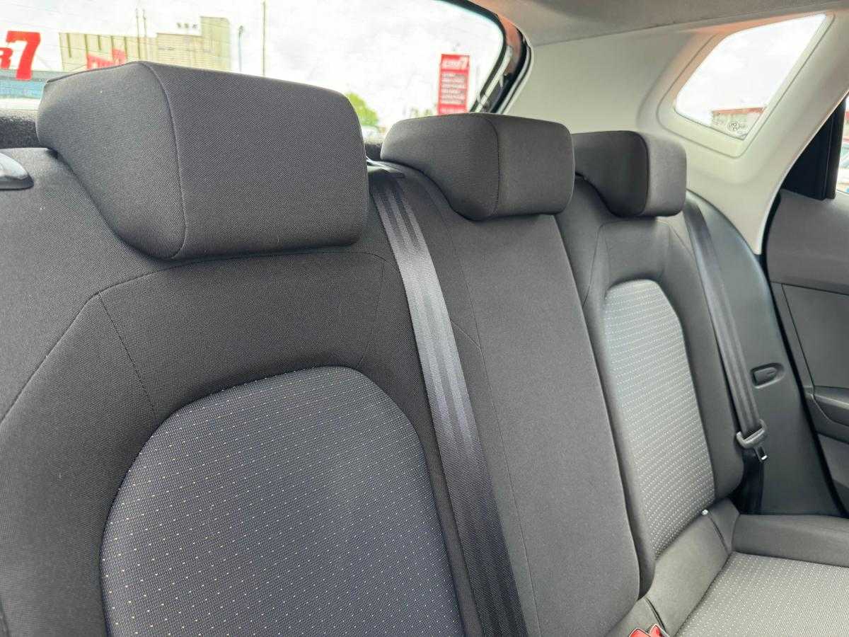 seat-arona-2023-gasolina-999cc