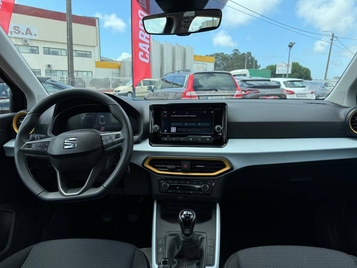 seat-arona-2023-gasolina-999cc