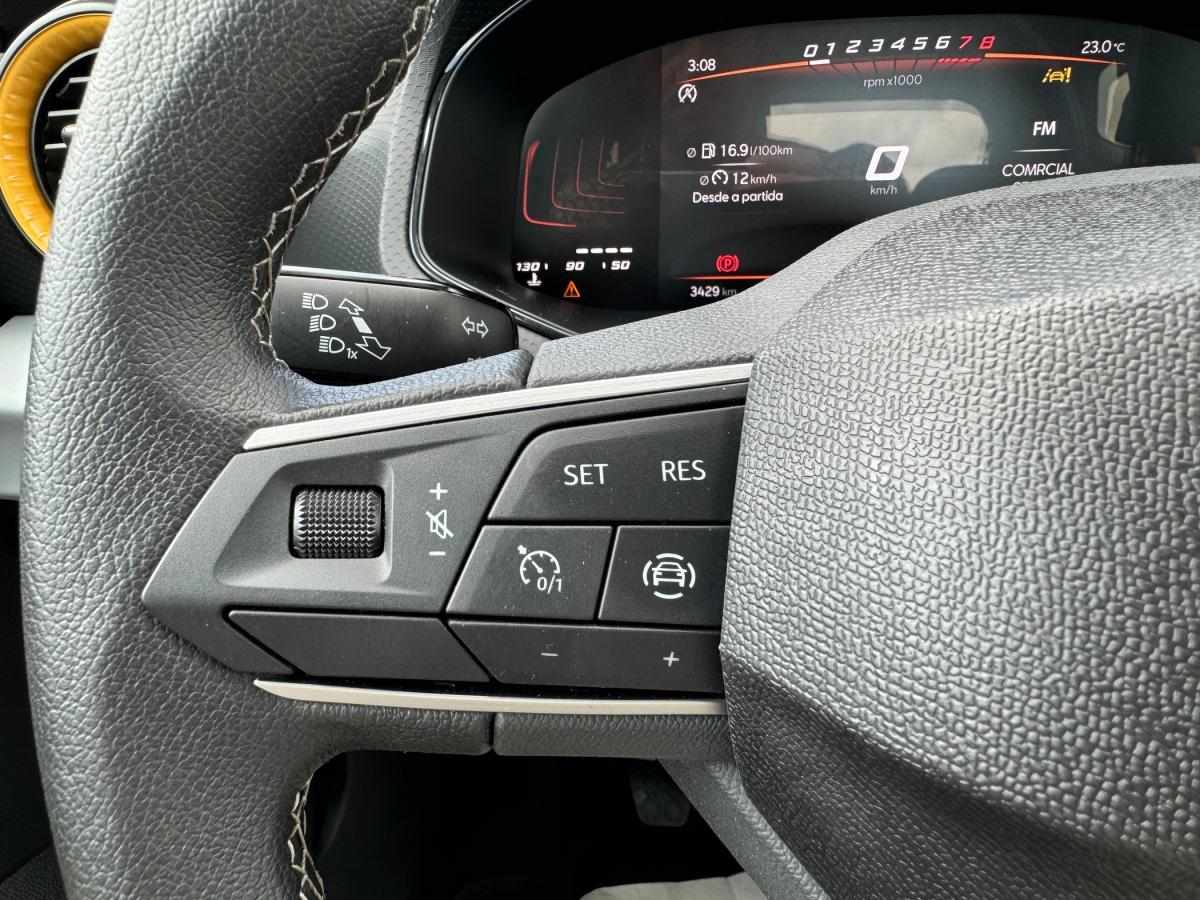 seat-arona-2023-gasolina-999cc