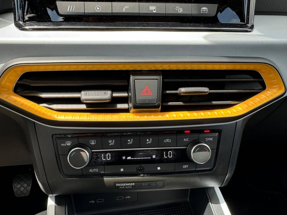 seat-arona-2023-gasolina-999cc