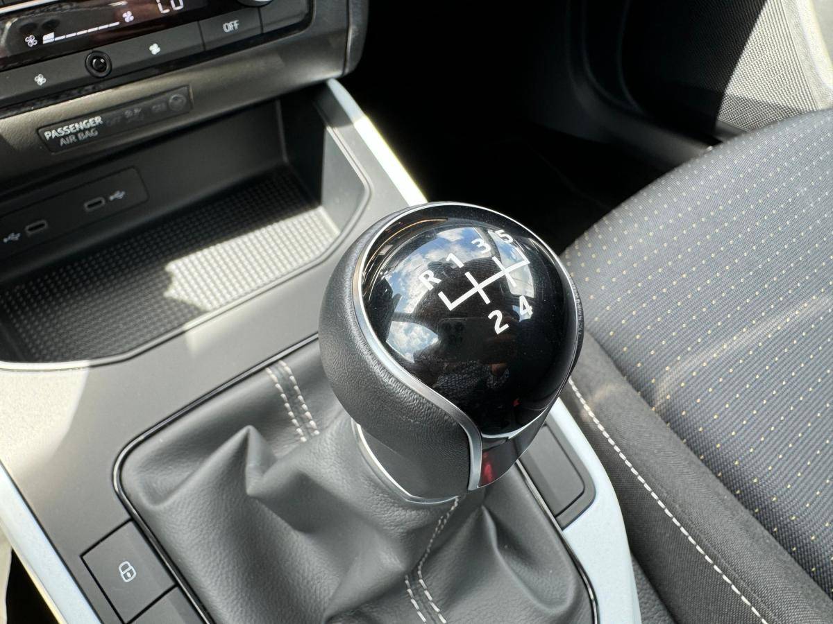 seat-arona-2023-gasolina-999cc