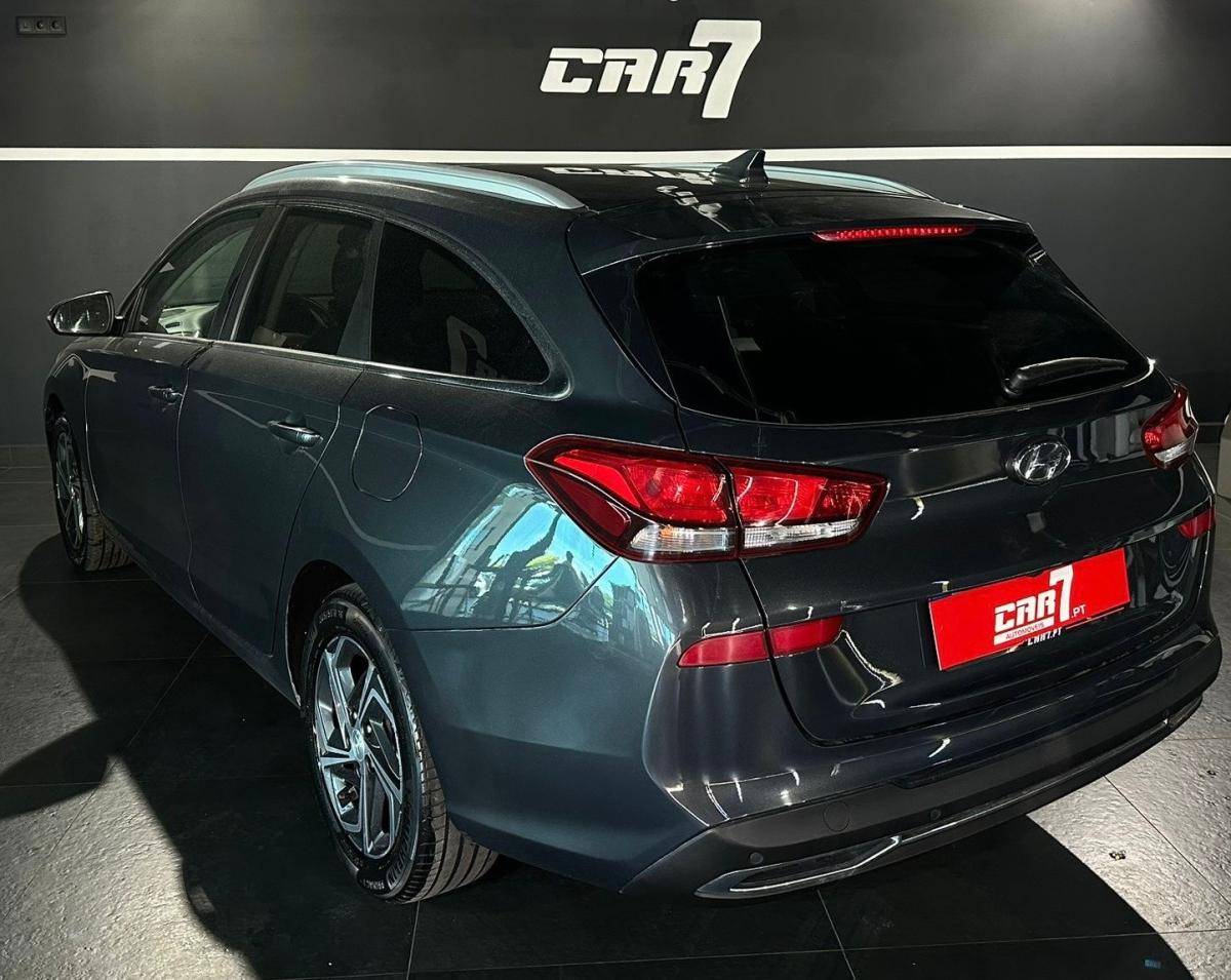 hyundai-i30-sw-2021-gasolina-998cc