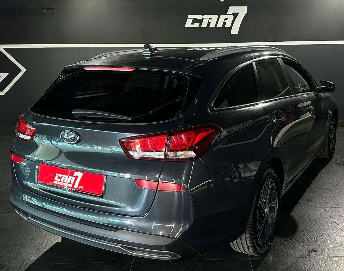 hyundai-i30-sw-2021-gasolina-998cc