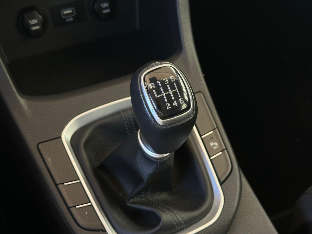 hyundai-i30-sw-2021-gasolina-998cc