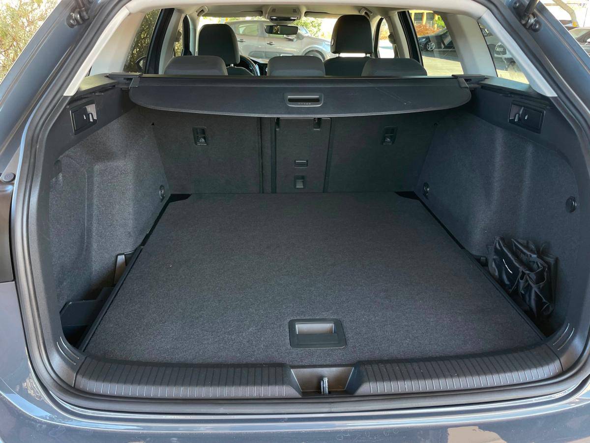 volkswagen-golf-variant-2023-gasolina-1498cc