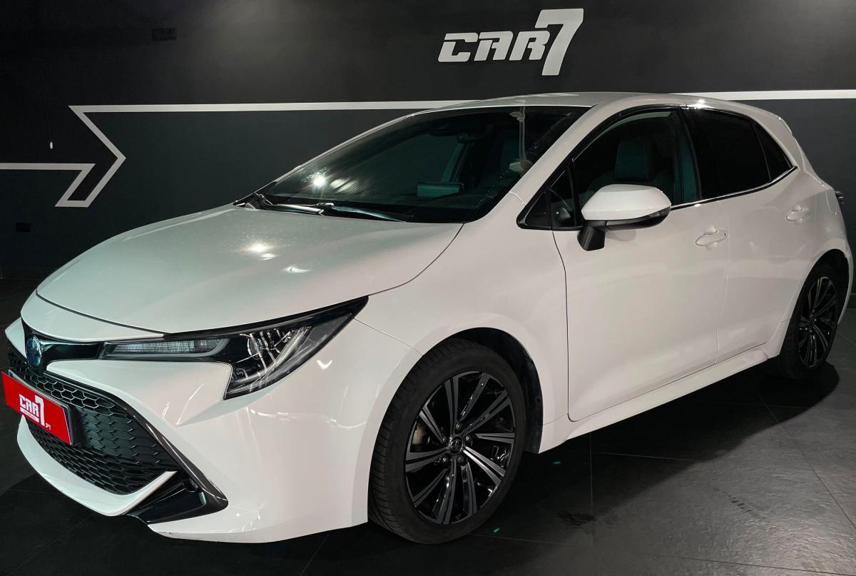 toyota-corolla-2022-hibrido-a-gasolina-1798cc