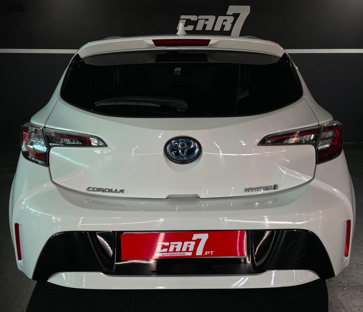 toyota-corolla-2022-hibrido-a-gasolina-1798cc
