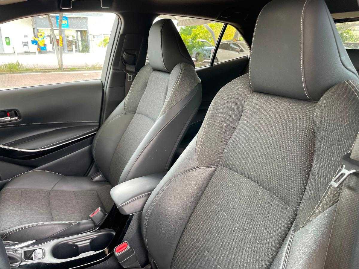 toyota-corolla-2022-hibrido-a-gasolina-1798cc