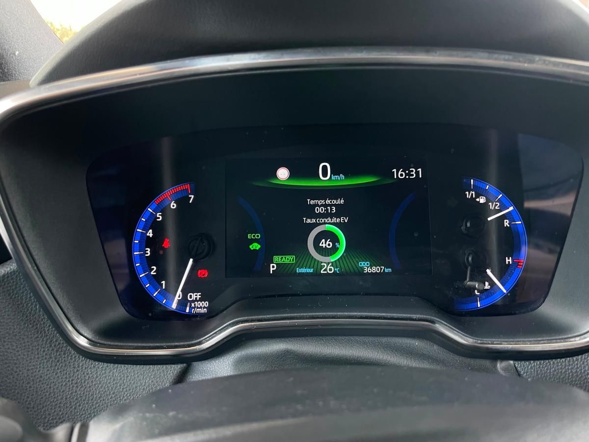 toyota-corolla-2022-hibrido-a-gasolina-1798cc