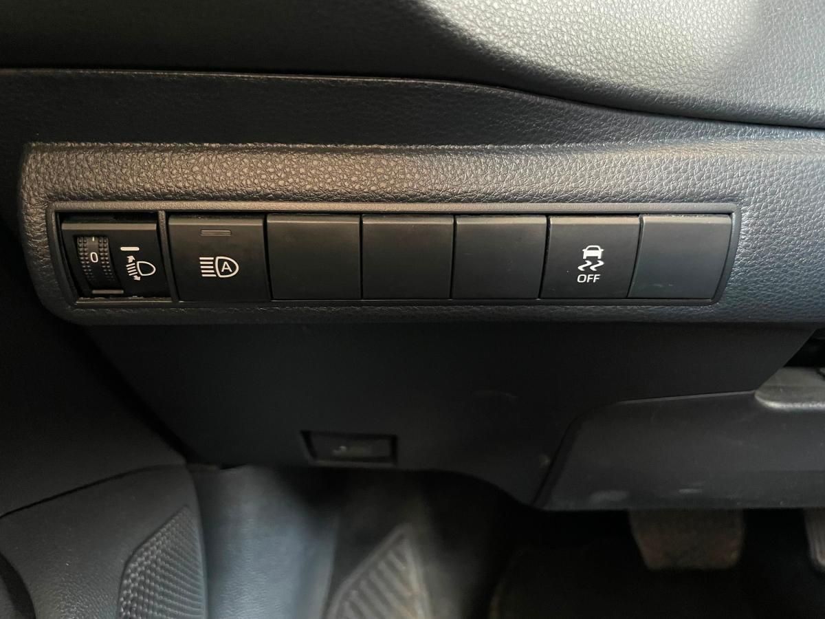 toyota-corolla-2022-hibrido-a-gasolina-1798cc