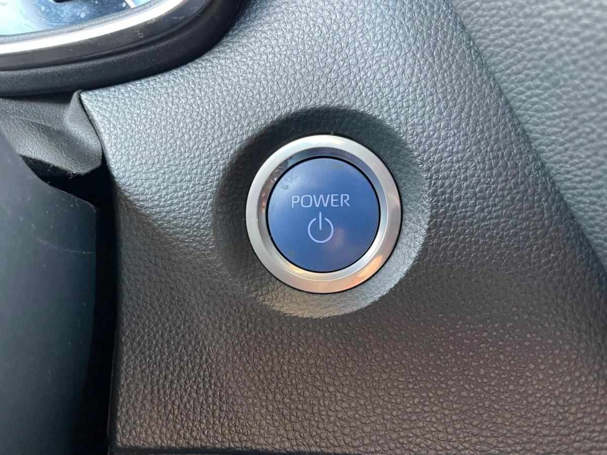 toyota-corolla-2022-hibrido-a-gasolina-1798cc