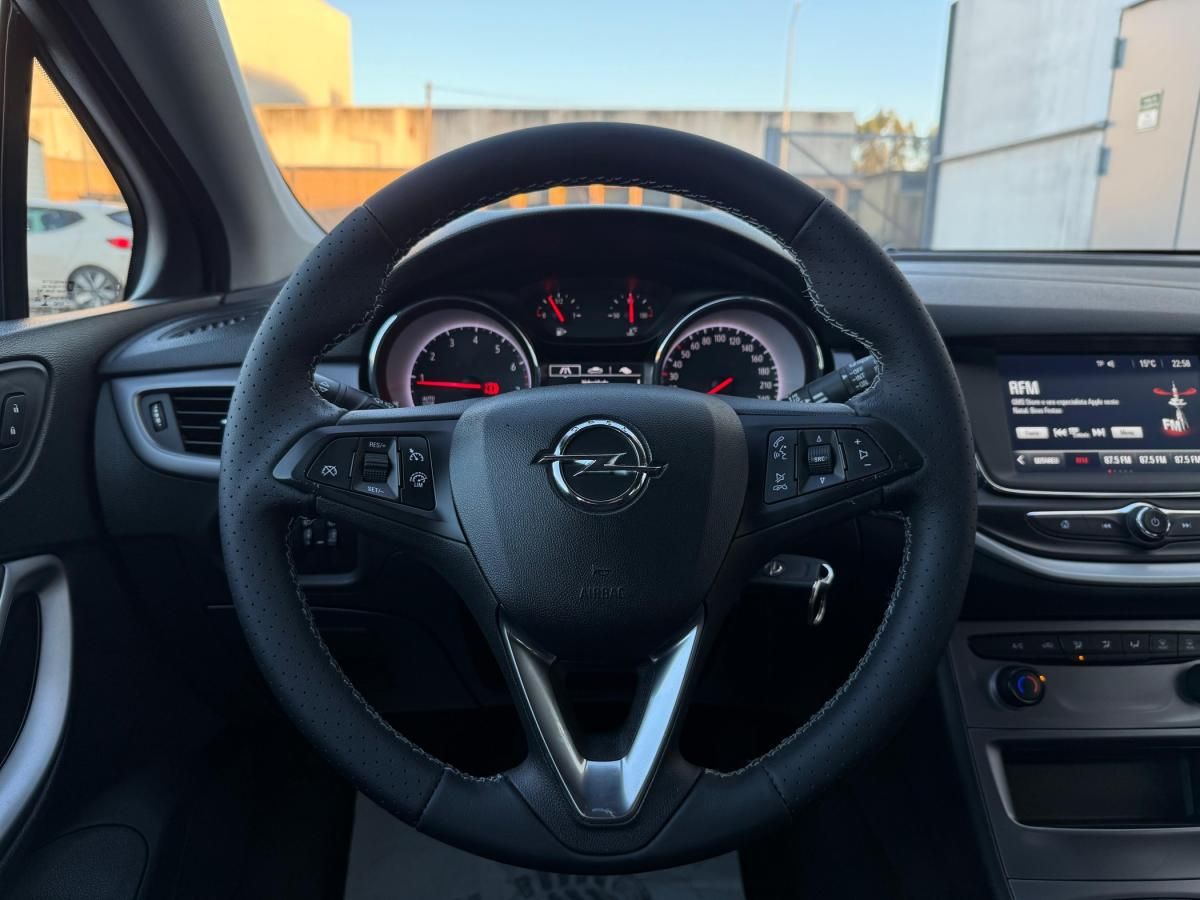 opel-astra-2019-gasolina-999cc