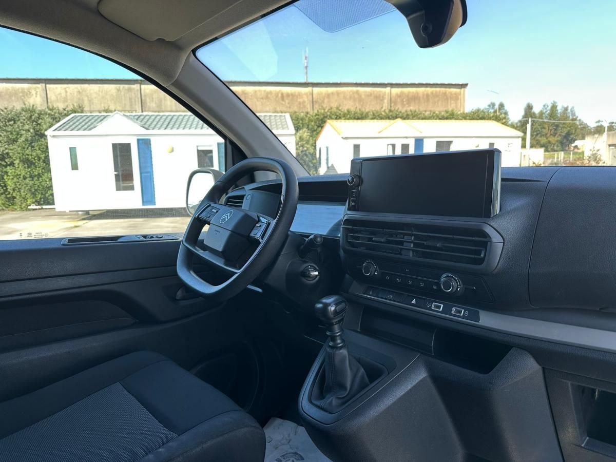 citroen-jumpy-2024-diesel-1997cc