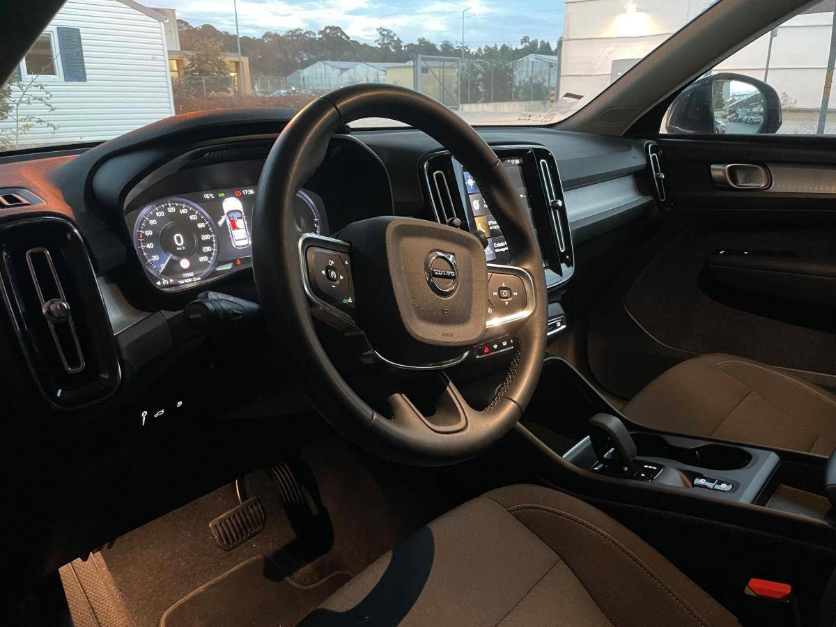 volvo-xc40-2021-hibrido-a-gasolina-1477cc