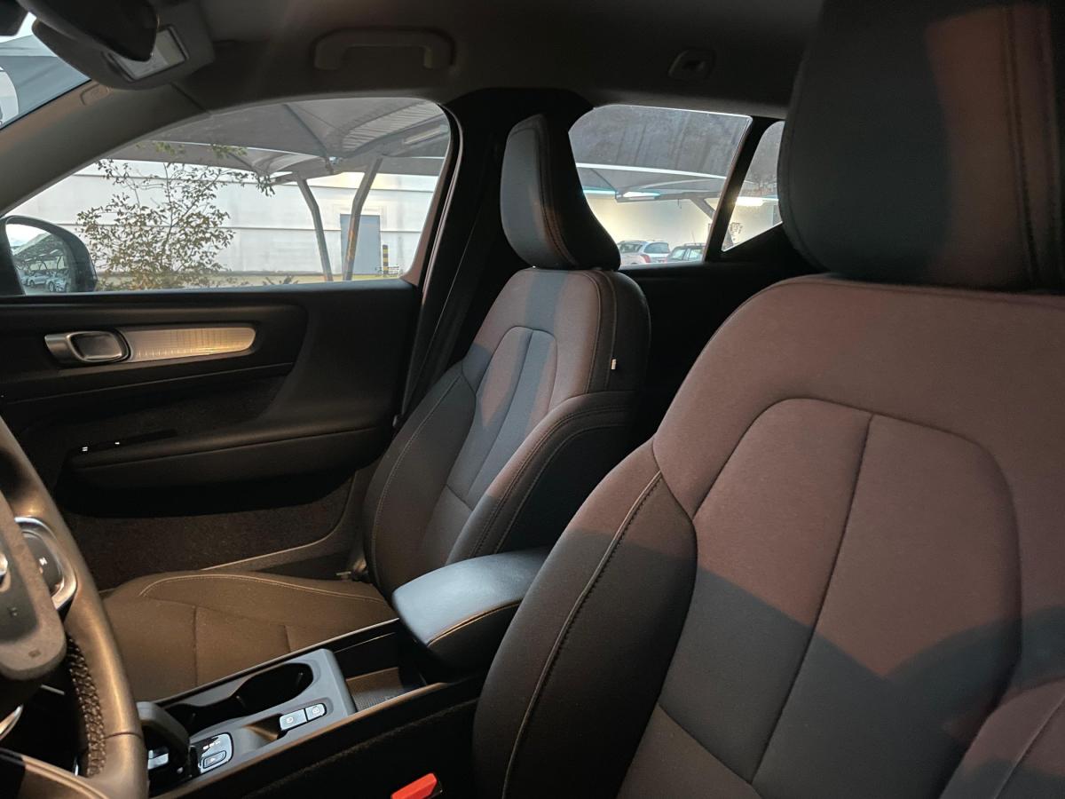 volvo-xc40-2021-hibrido-a-gasolina-1477cc