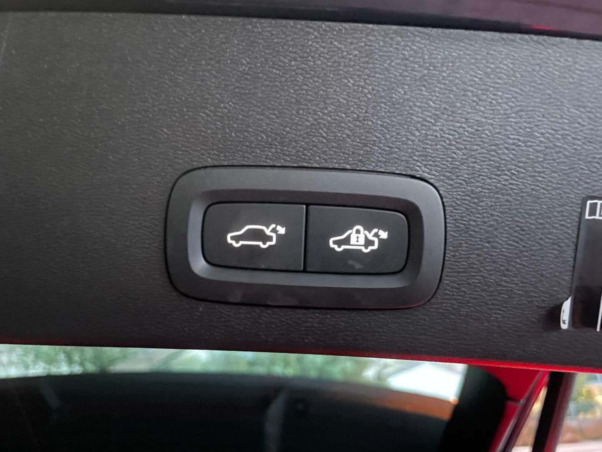 volvo-xc40-2021-hibrido-a-gasolina-1477cc