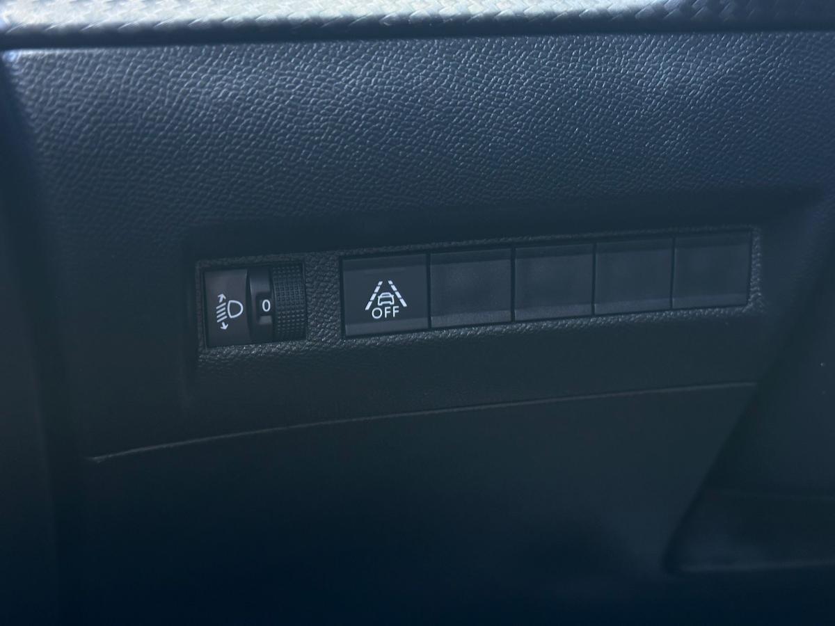 peugeot-2008-2021-gasolina-1199cc