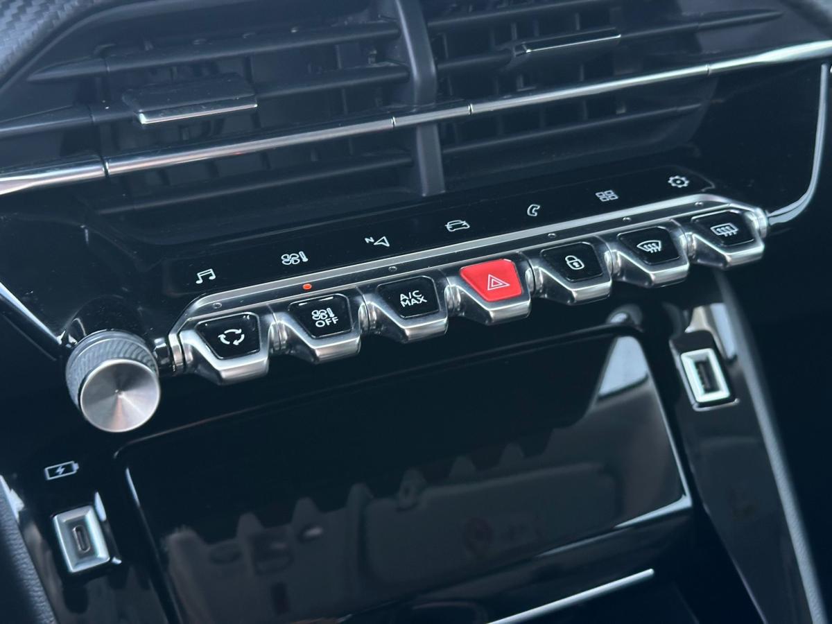 peugeot-2008-2021-gasolina-1199cc