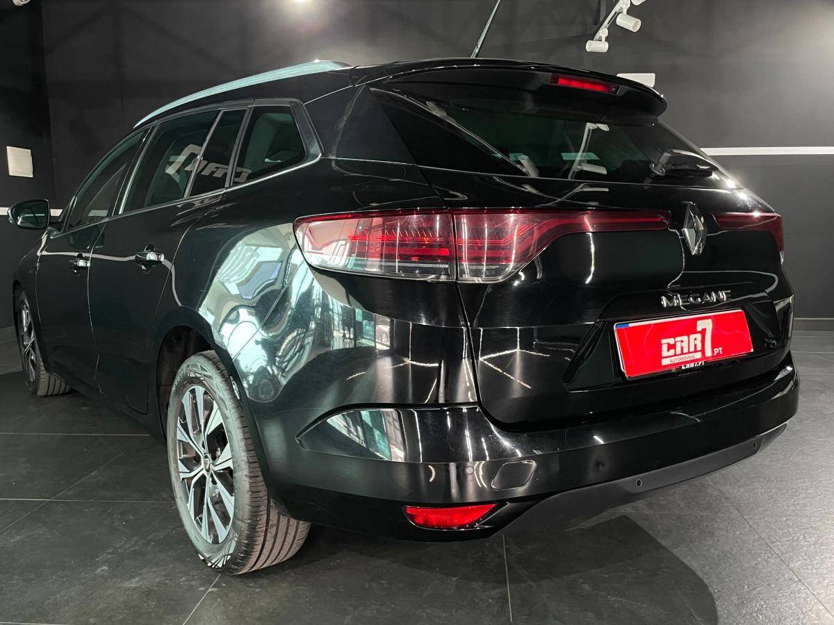 renault-megane-sport-tourer-2021-gasolina-1332cc