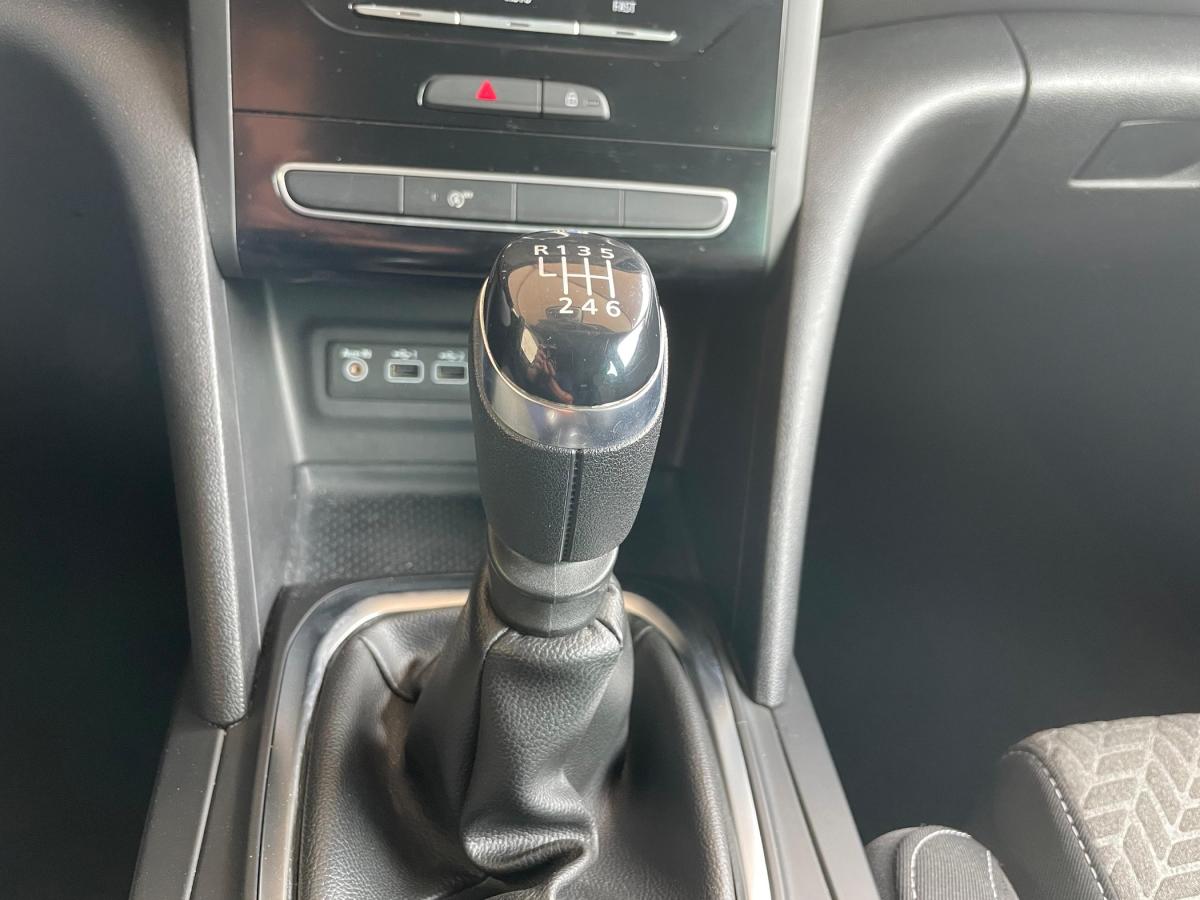 renault-megane-sport-tourer-2021-gasolina-1332cc