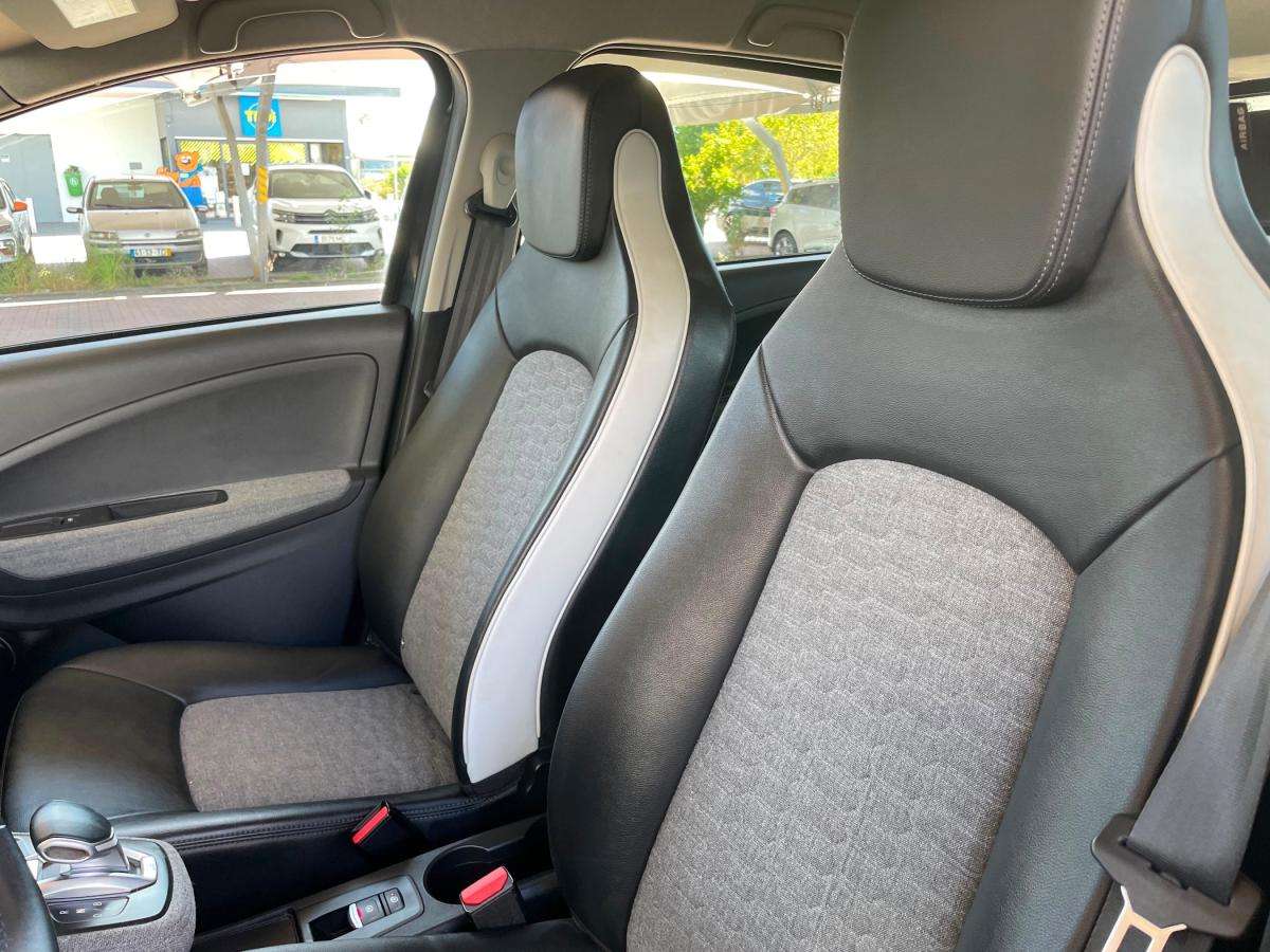 renault-zoe-2020-eletrico-500cc
