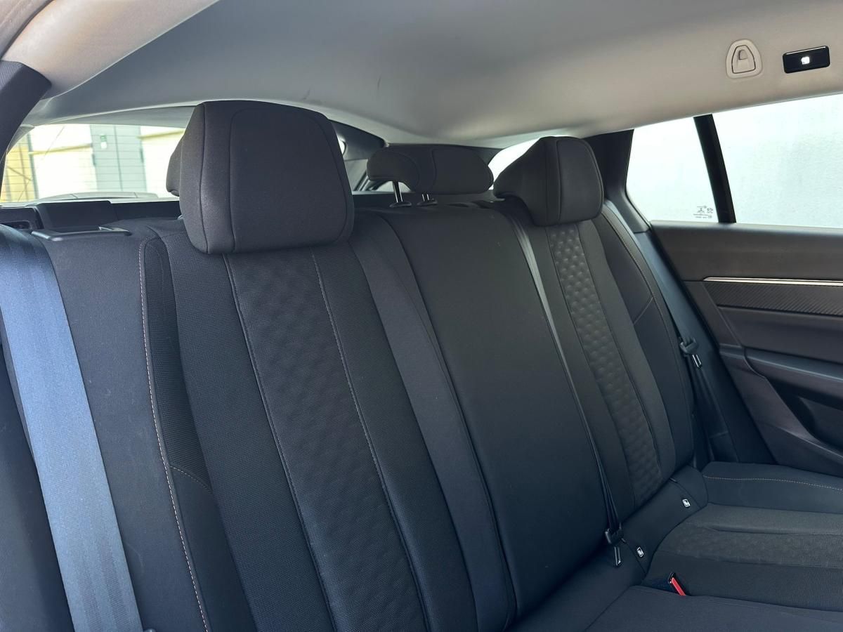 peugeot-308-sw-2019-diesel-1499cc