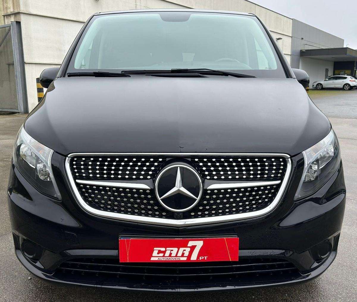 mercedes-benz-vito-2024-diesel-1950cc