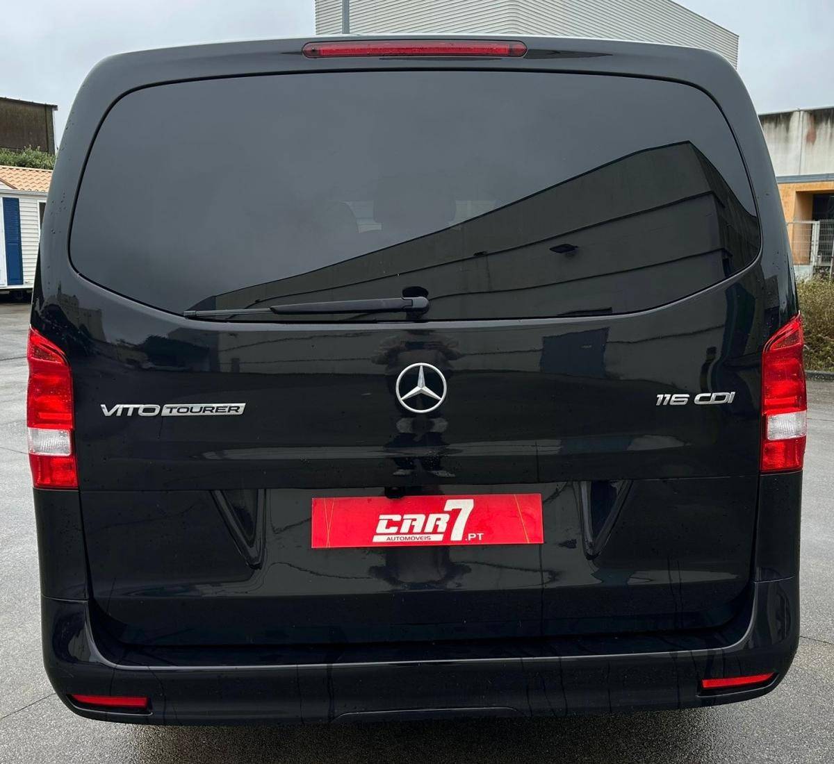 mercedes-benz-vito-2024-diesel-1950cc