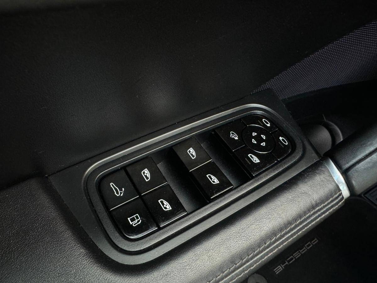 porsche-cayenne-2018-hibrido-a-gasolina-2995cc