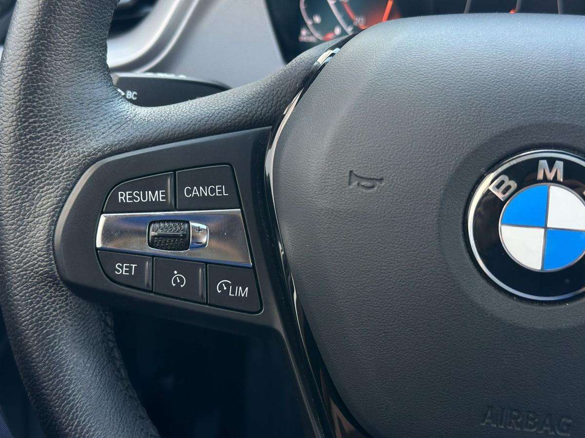 bmw-serie-1-2023-diesel-1496cc