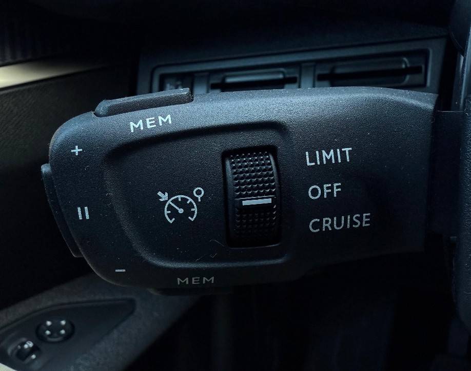 peugeot-3008-2021-diesel-1499cc