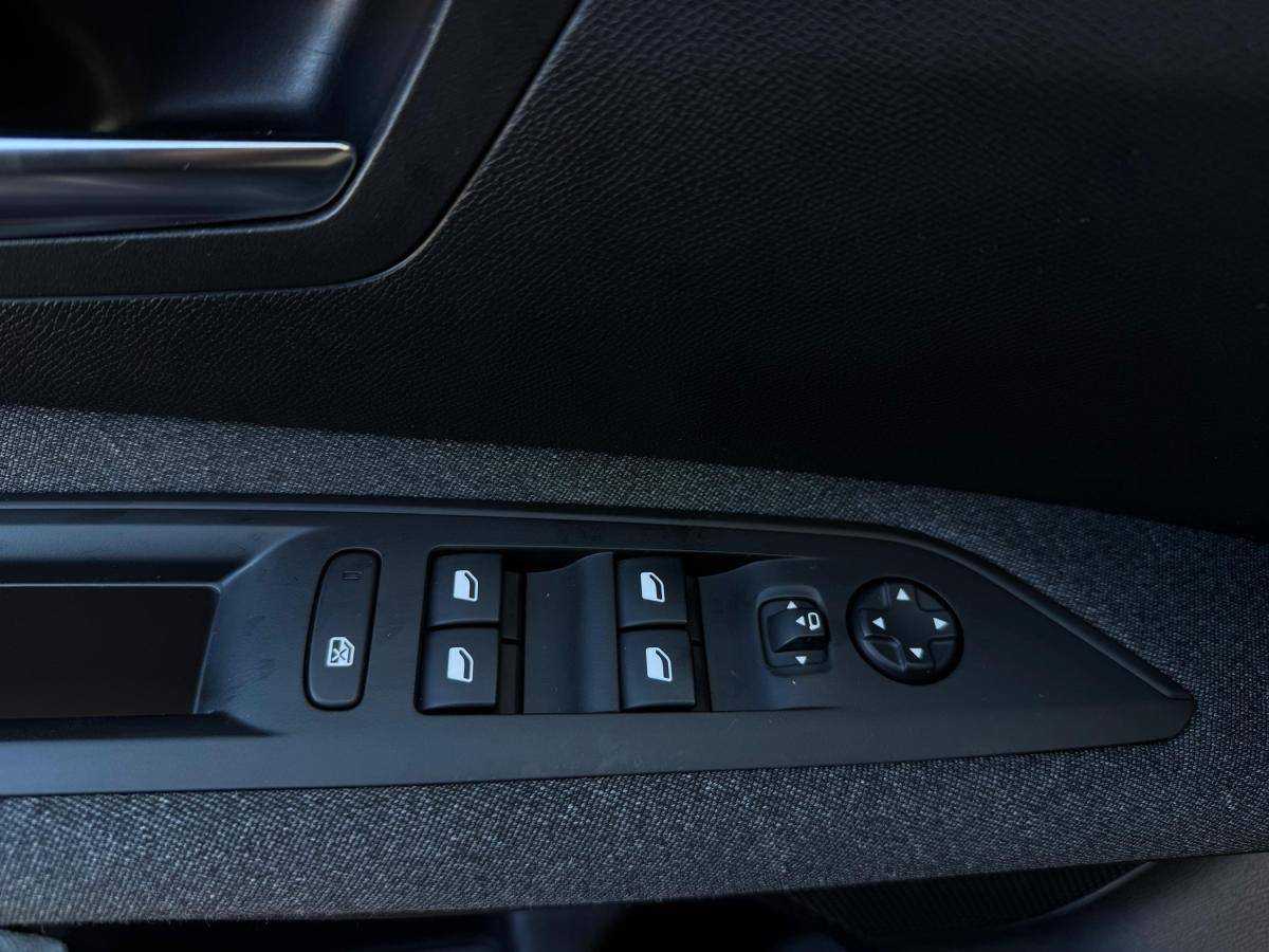 peugeot-3008-2021-diesel-1499cc