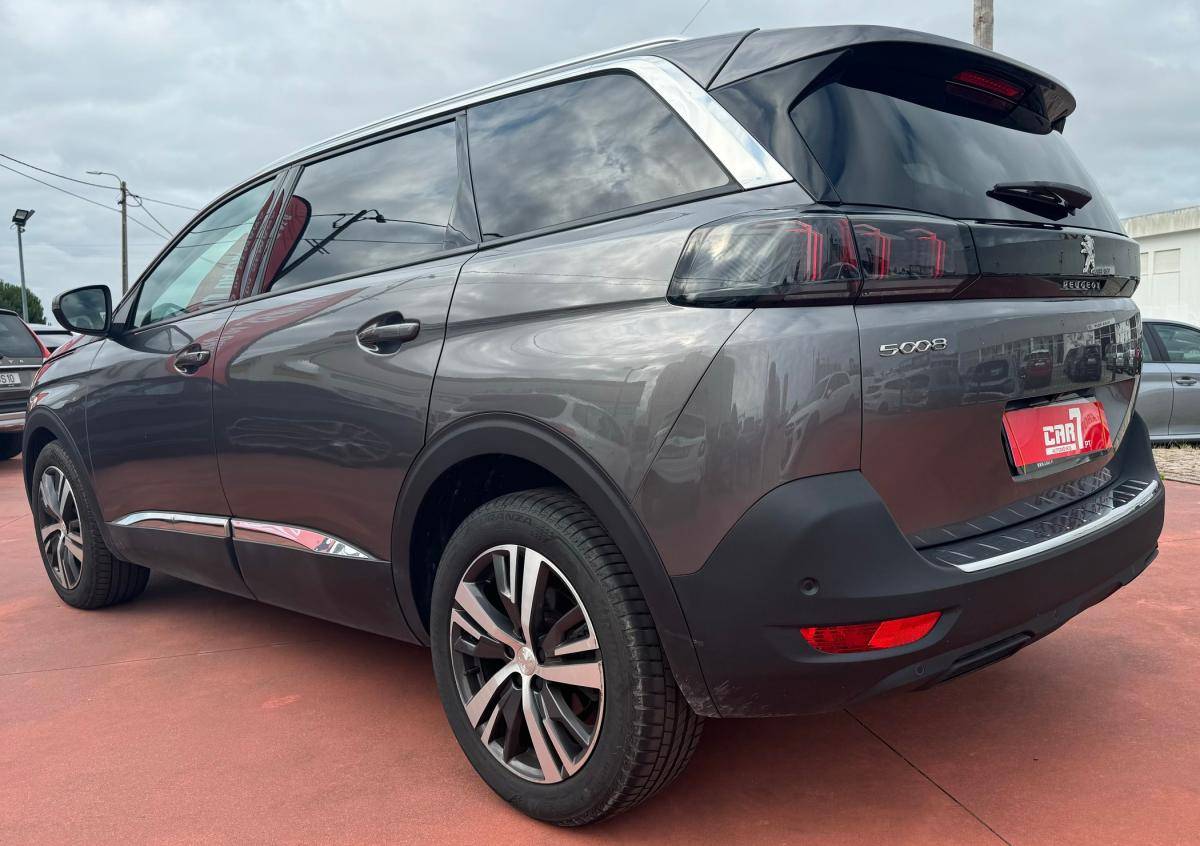 peugeot-5008-2021-diesel-1499cc