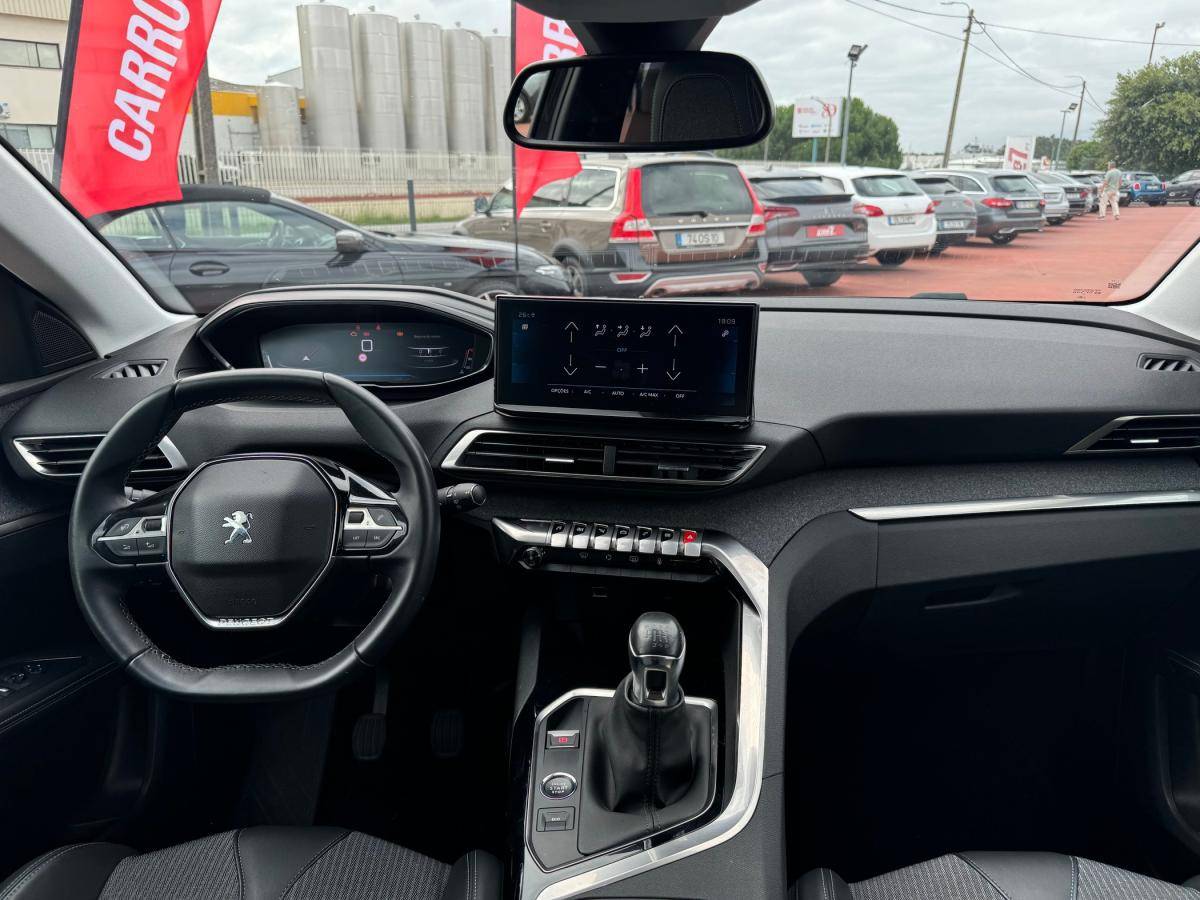 peugeot-5008-2021-diesel-1499cc