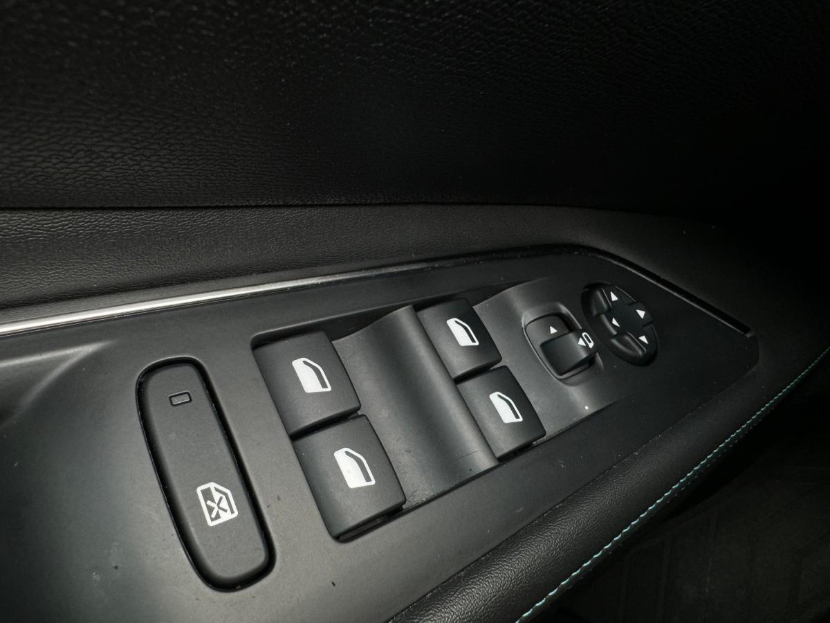 peugeot-5008-2021-diesel-1499cc