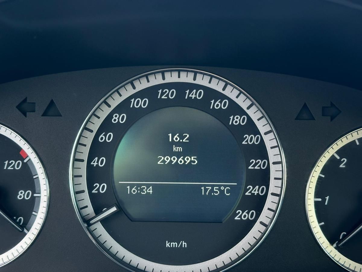 mercedes-benz-classe-c-2010-diesel-2143cc