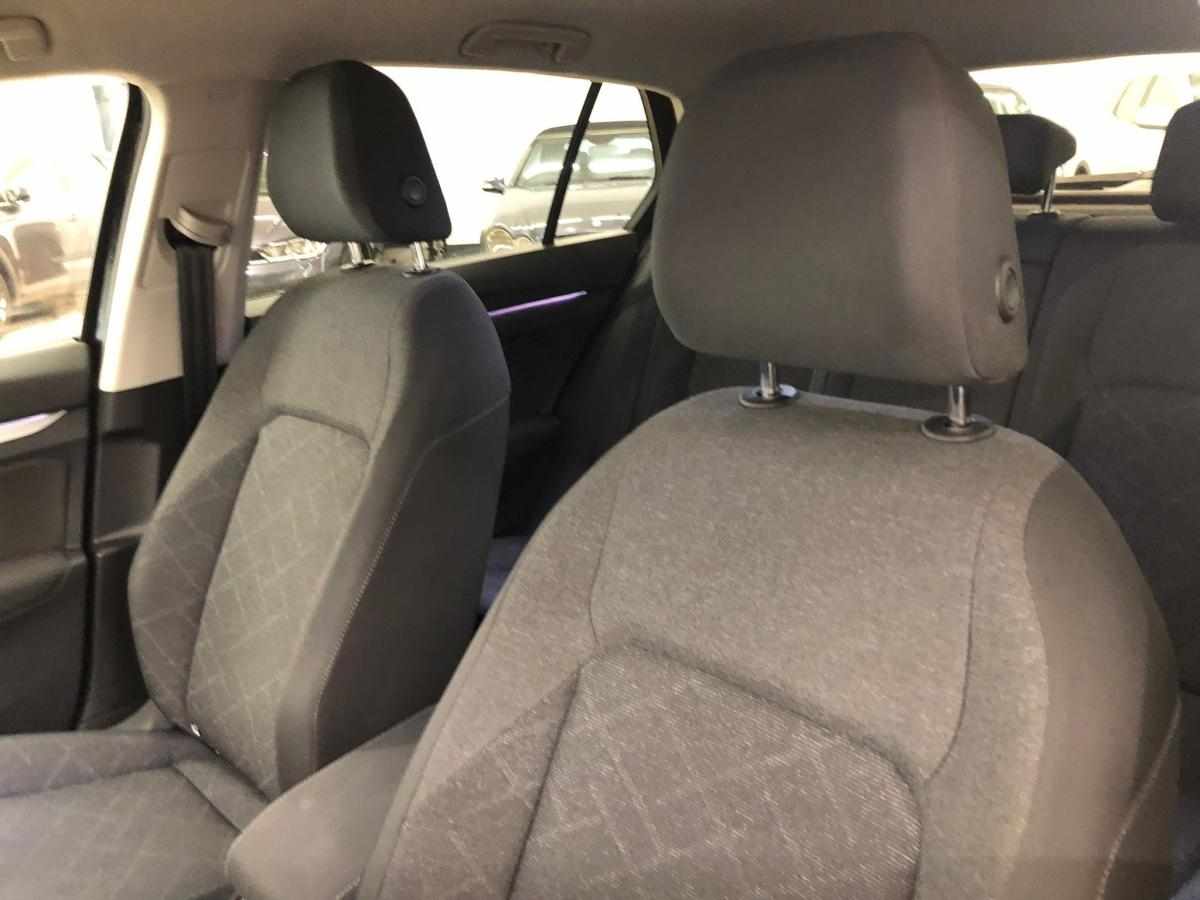 volkswagen-golf-2021-gasolina-999cc