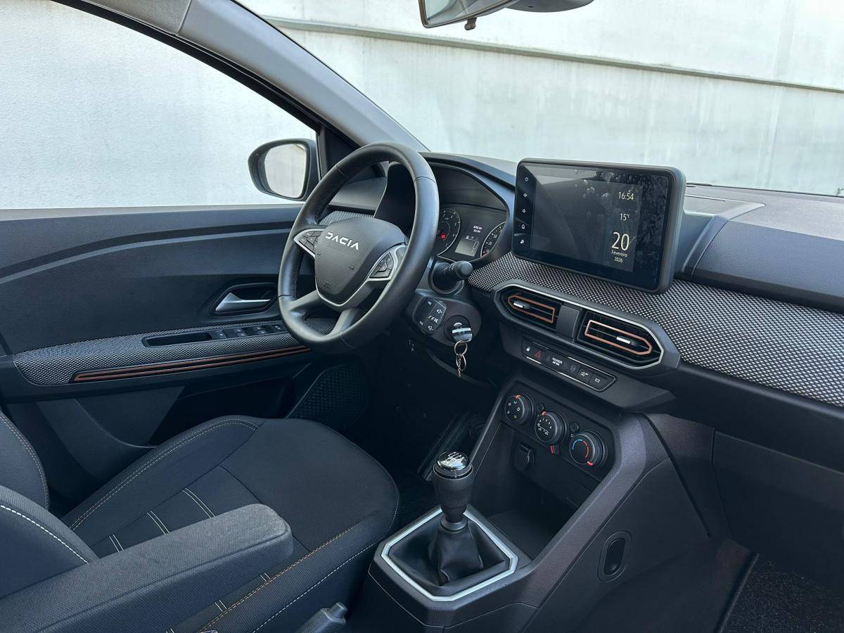 dacia-sandero-2023-gasolina-999cc