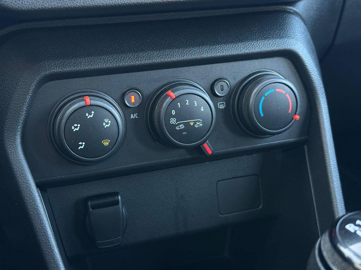 dacia-sandero-2023-gasolina-999cc