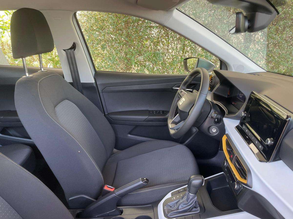 seat-arona-2024-gasolina-999cc
