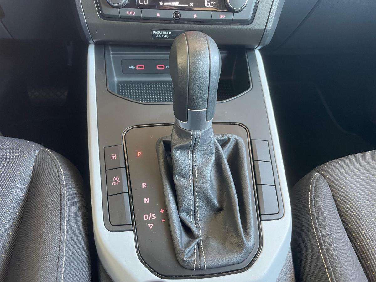 seat-arona-2024-gasolina-999cc