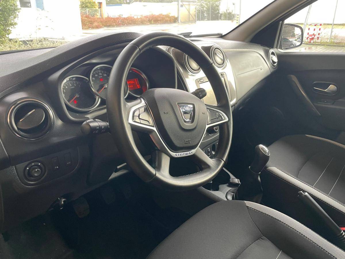 dacia-sandero-2018-gasolina-898cc