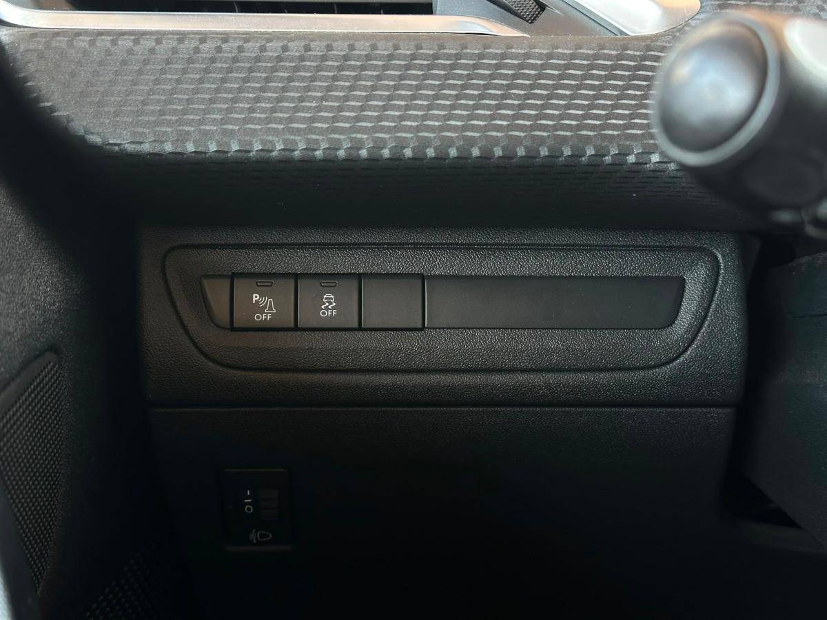 peugeot-2008-2017-gasolina-1199cc