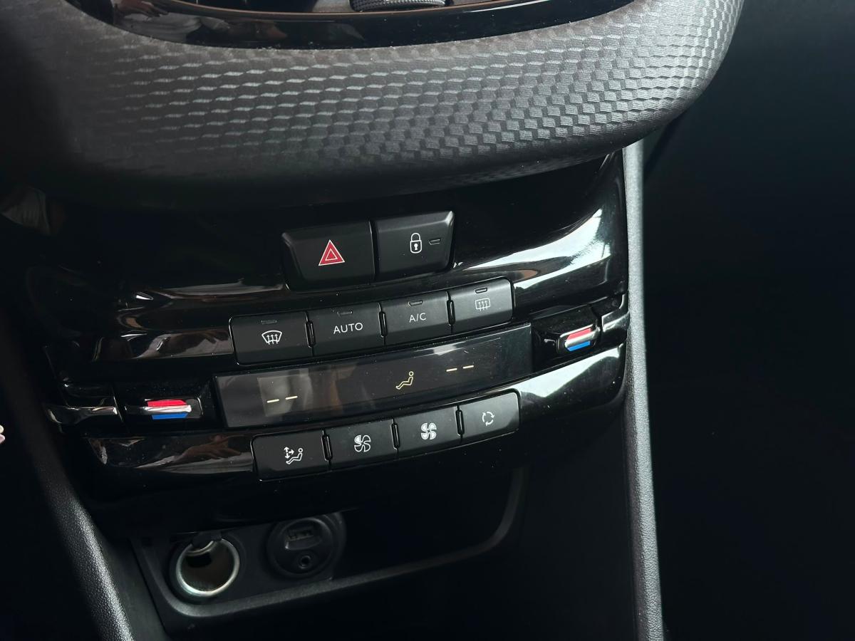 peugeot-2008-2017-gasolina-1199cc