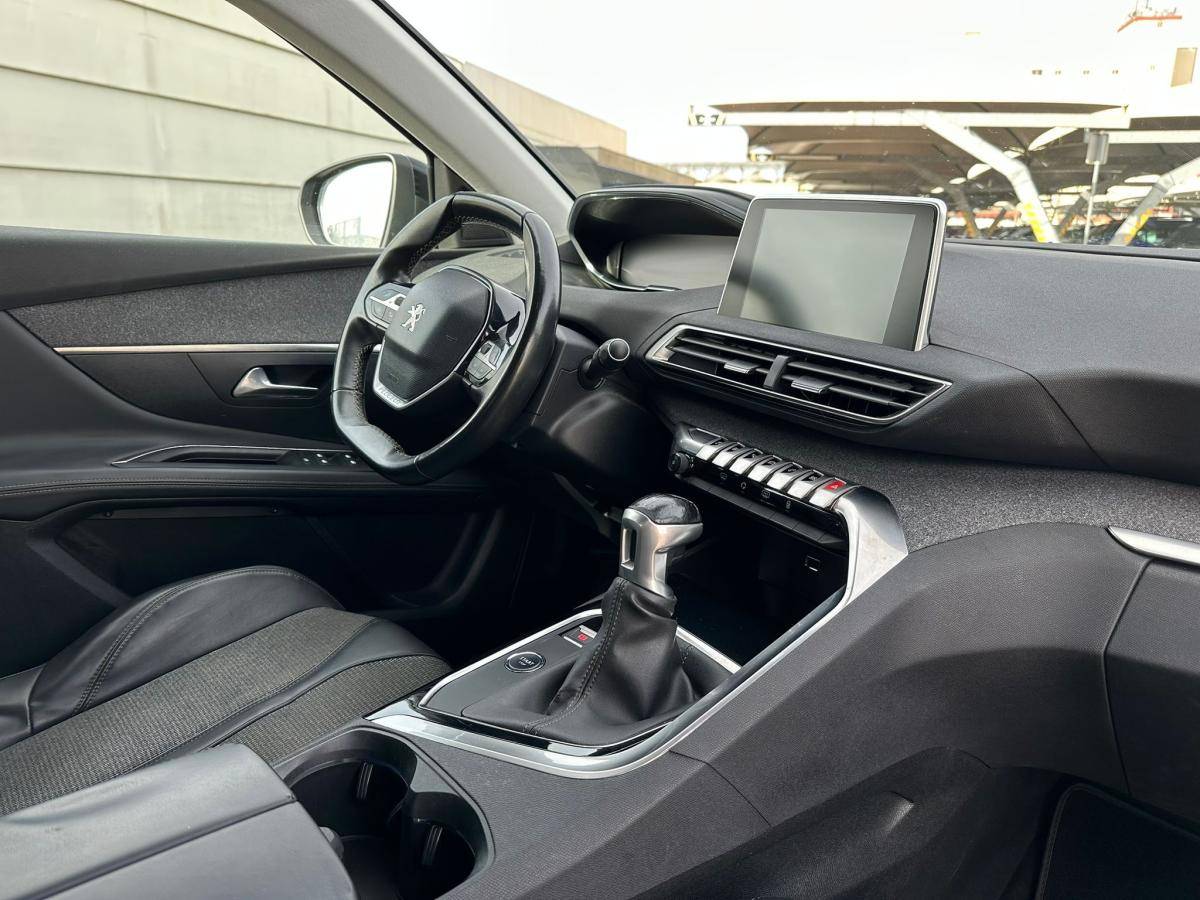 peugeot-3008-2018-diesel-1499cc