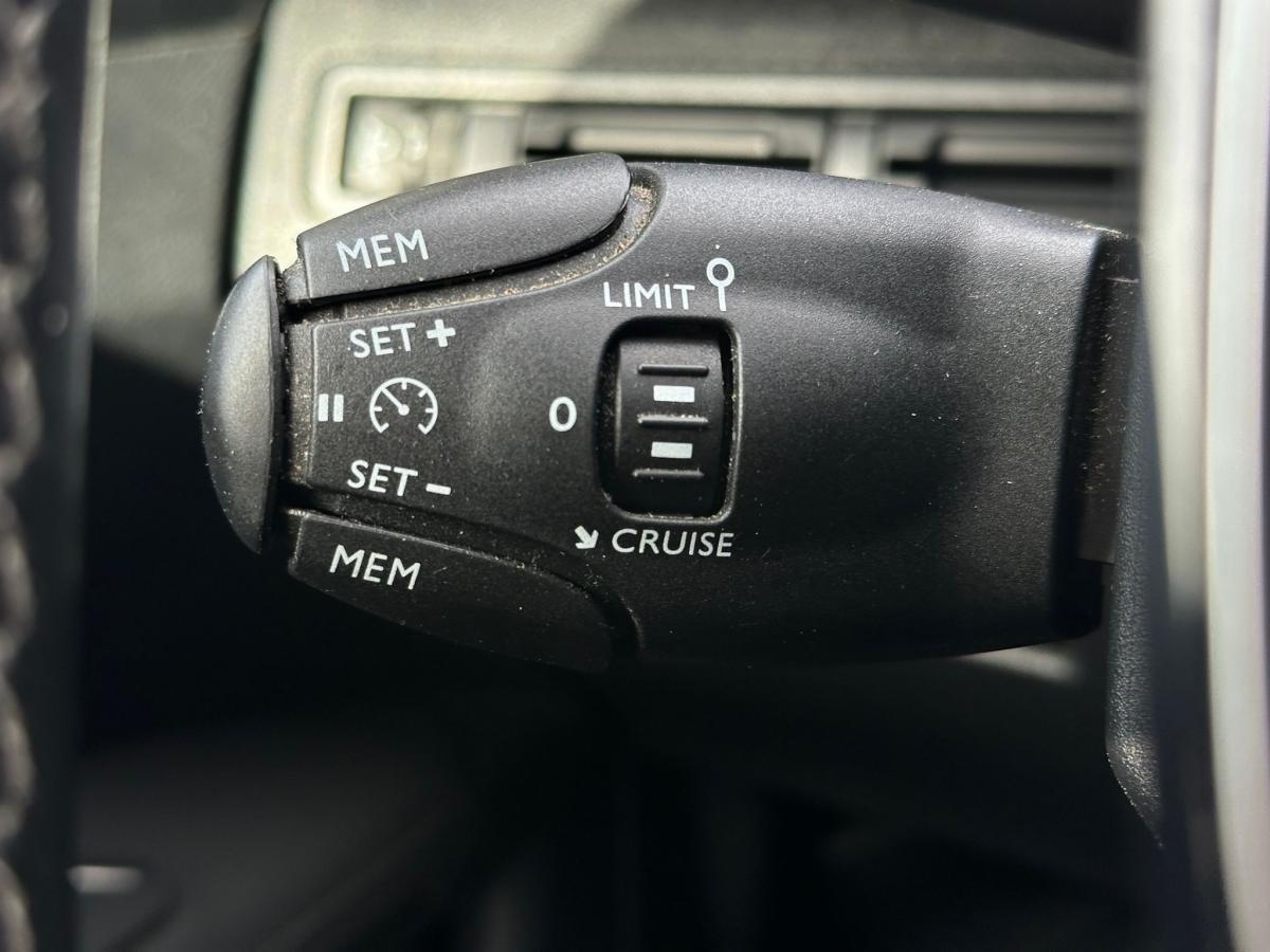peugeot-3008-2018-diesel-1499cc