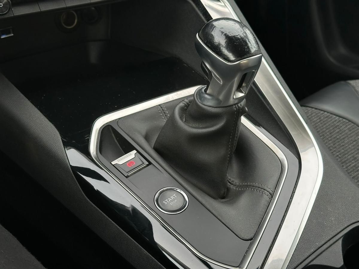 peugeot-3008-2018-diesel-1499cc