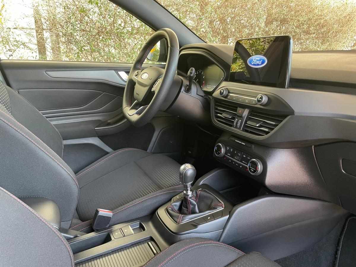 ford-focus-2022-gasolina-998cc