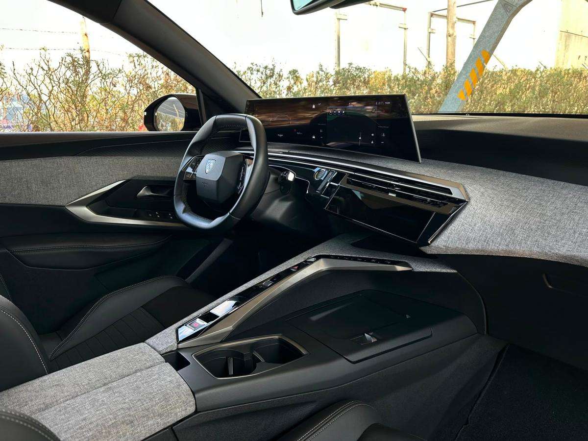 peugeot-3008-2024-gasolina-1199cc